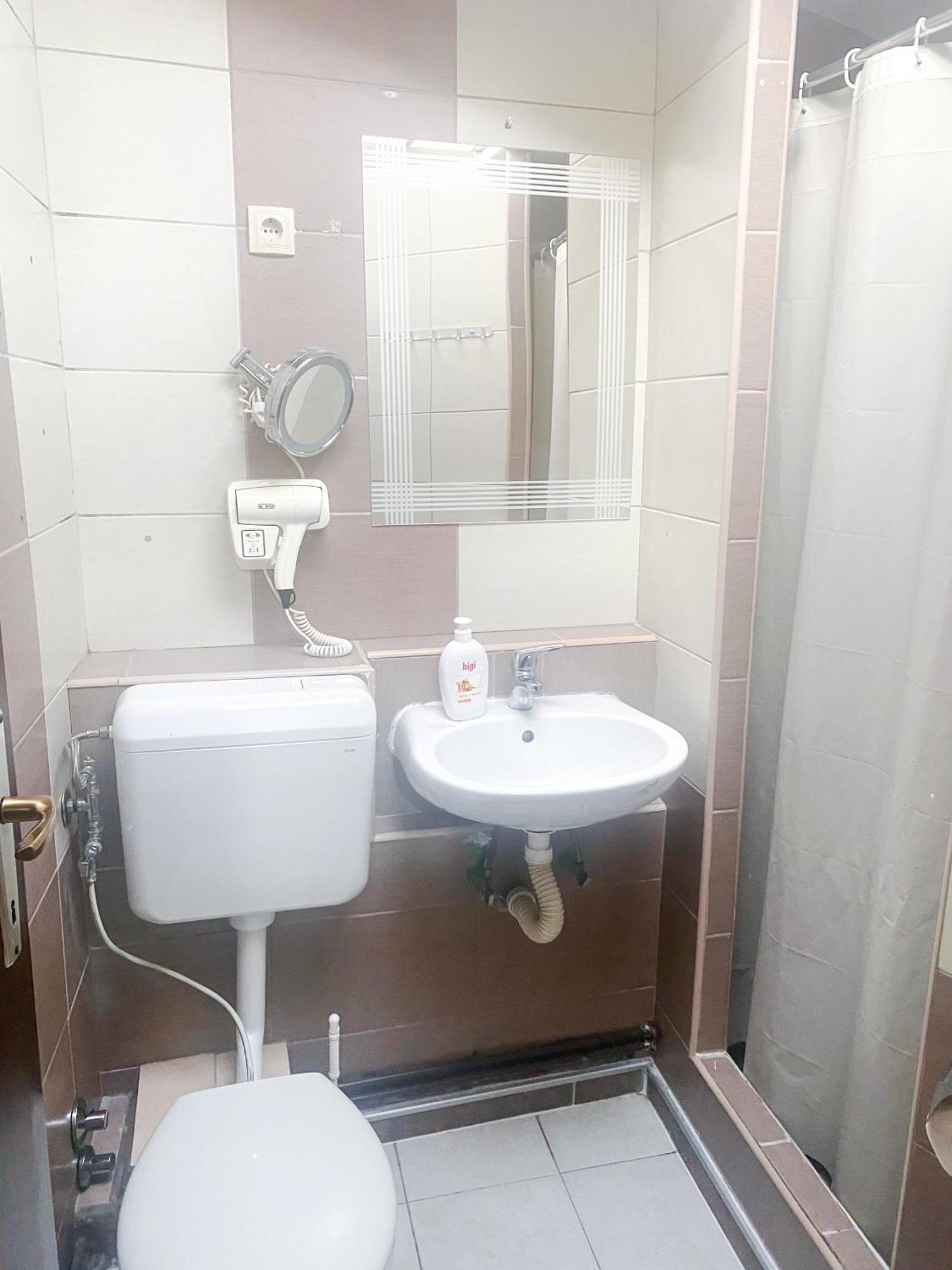 Boutique Villa 84 サラエヴォ エクステリア 写真
